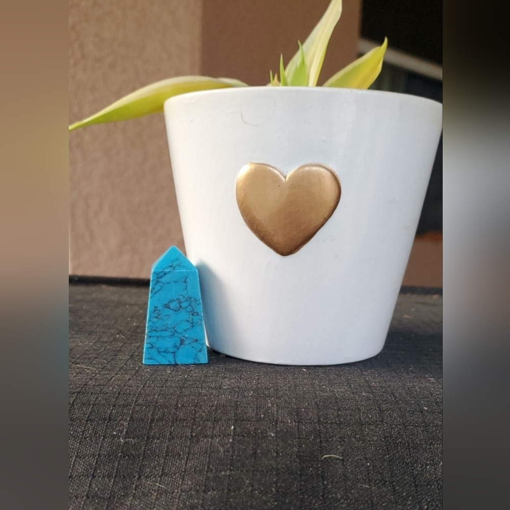 Howlite Turquoise Crystal Tower in Turquoise Color - Picture 6 of 6